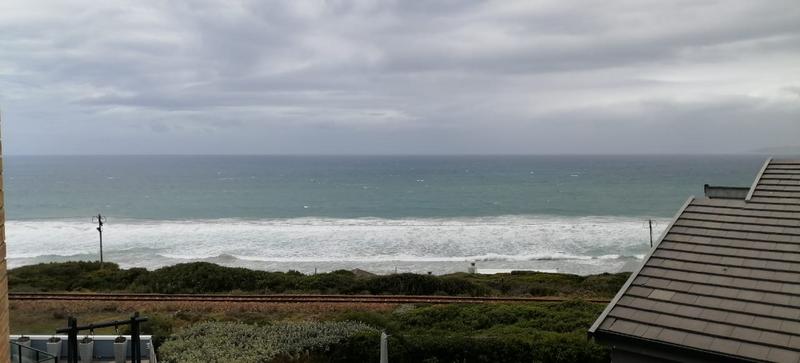 6 Bedroom Property for Sale in Reebok Western Cape